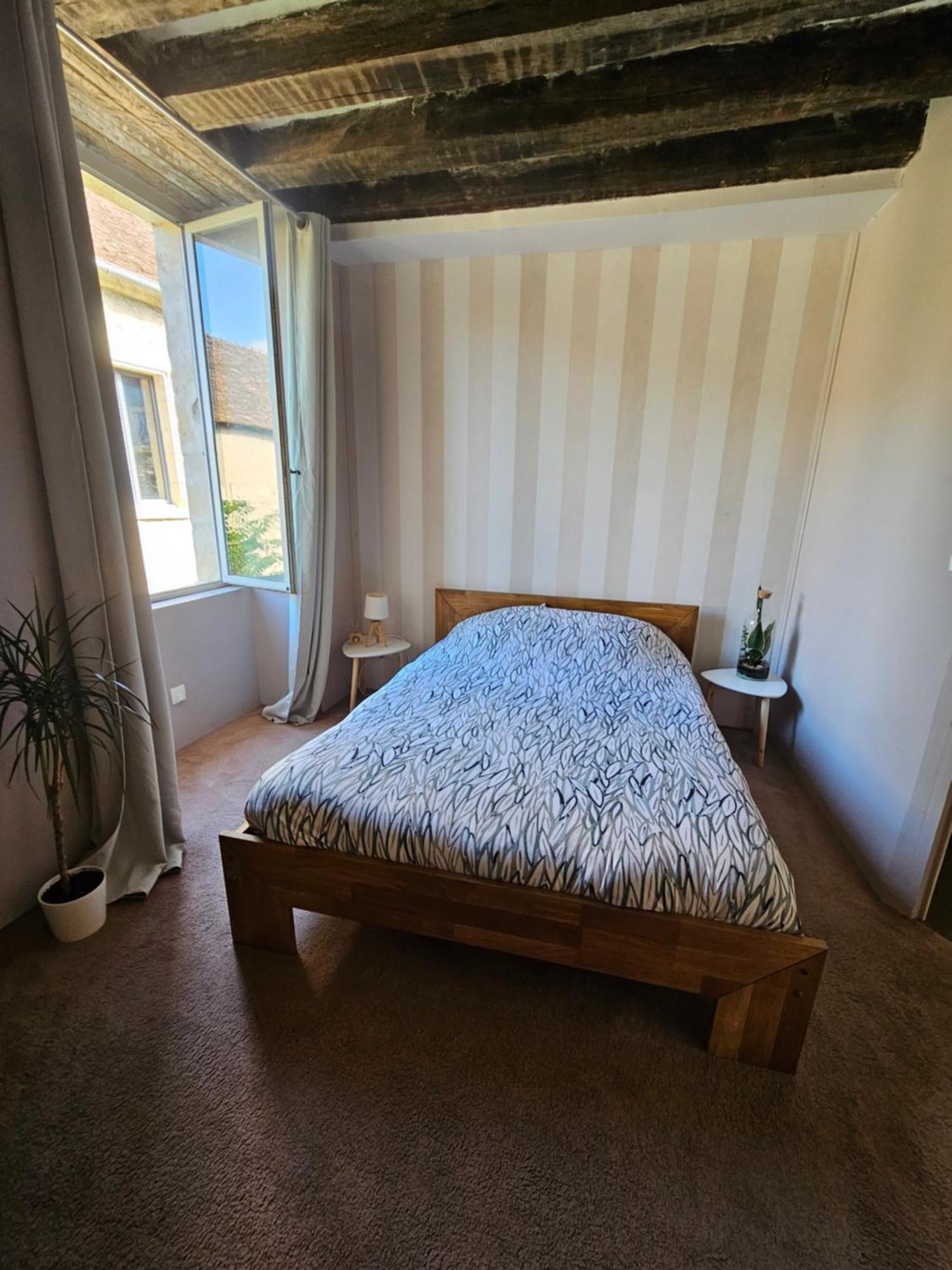Chambre Avec Salle De Bain Hotel Donzy Exterior photo